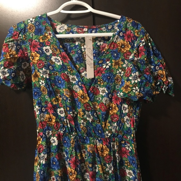 Floral dress - Picture 3 of 7